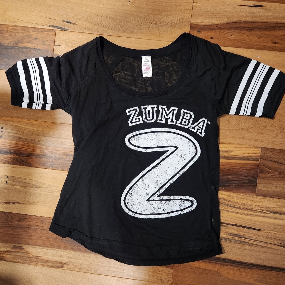 Zumba T-shirt Black and White Medium